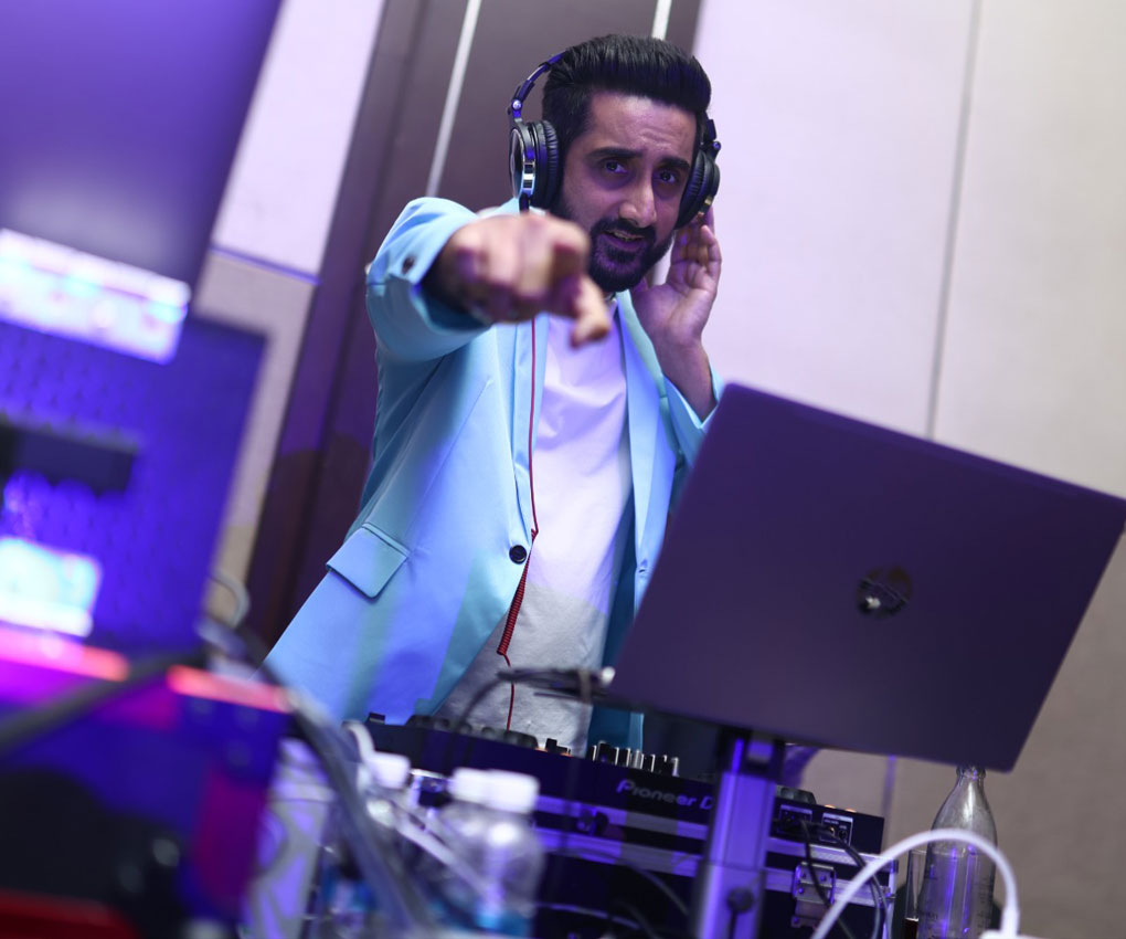 BIG Impact Awards live DJ performance